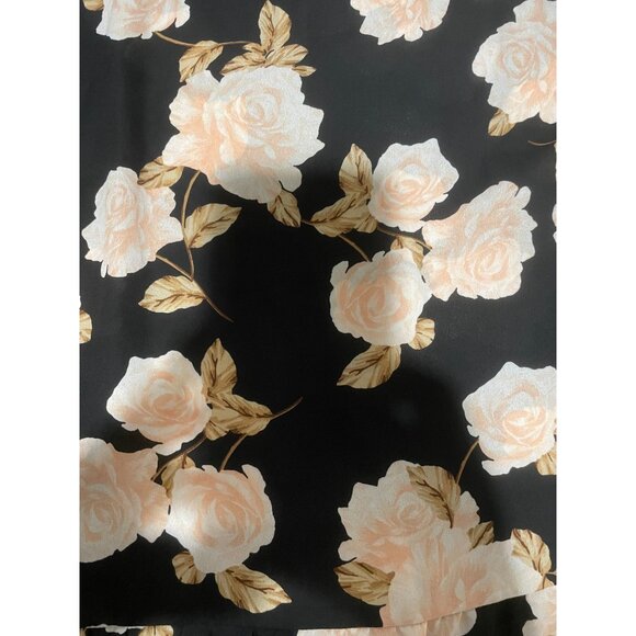 Torrid Women's Floral Peplum Tank Top - Black & Peach Roses Size 3 - Picture 7 of 9